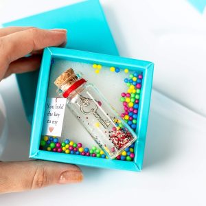 Valentine's Day Gifts for Him and Her Romantic Present for Boyfriend or Girlfriend Personalized Anniversary Gift for Wife and Girlfriend (You Hold the Key to My Heart)