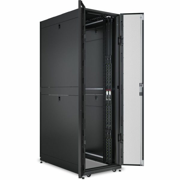 APC Rack PDU, 9000 switched, 0U, 30A, 200V and 208V, 21 C13 and C15, 3 C19 and C21 sockets - Image 3
