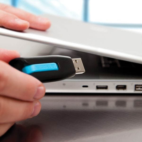16GB Store 'n' Go® V3 USB 3.2 Gen 1 Flash Drive - Blue - Image 5