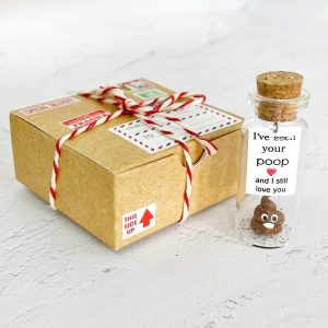 Cute Girlfriend and Boyfriend Gifts Personalized Anniversary Present for Her Him Custom Birthday Gift Idea for Women Men (Brown Poop I've Seen Your Poop and I Still Love You in Craft Gift Box)