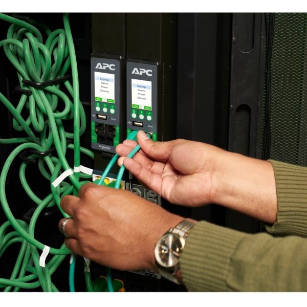 APC by Schneider Electric NetShelter 42-Outlets PDU - Image 6