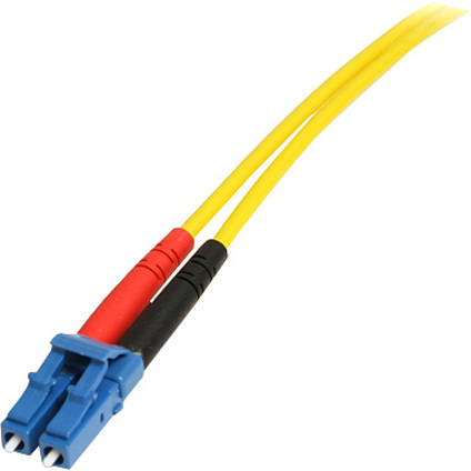 StarTech.com 7m Fiber Optic Cable - Single-Mode Duplex 9/125 LSZH Fiber Jumper Cord - LC/SC - Image 3