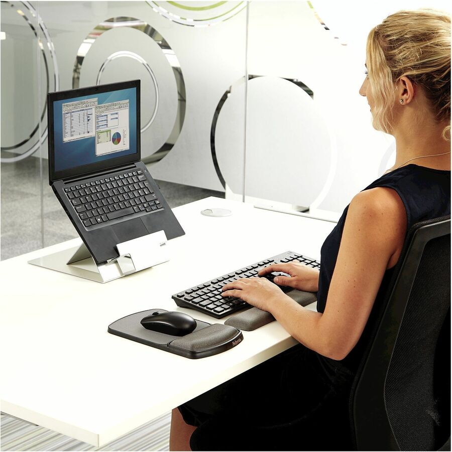 Fellowes® Gel Mouse Pad Wrist Support - Graphite( 91741) - Image 7