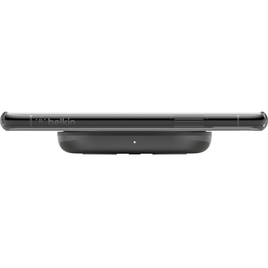 Belkin BoostCharge 10W Wireless Charging Pad + QC 3.0 Wall Charger + Cable - Image 4