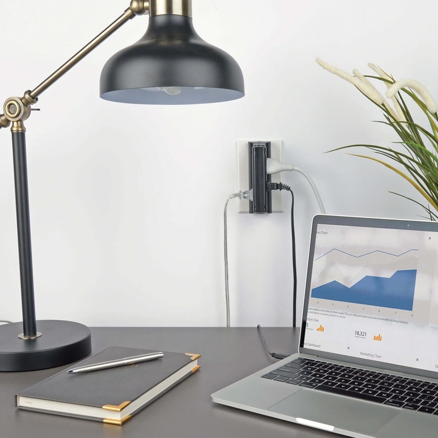 Eaton Tripp Lite Series Protect It! Surge Protector with 4 Side-Mounted Outlets , Direct Plug-In, 720 Joules - Image 3