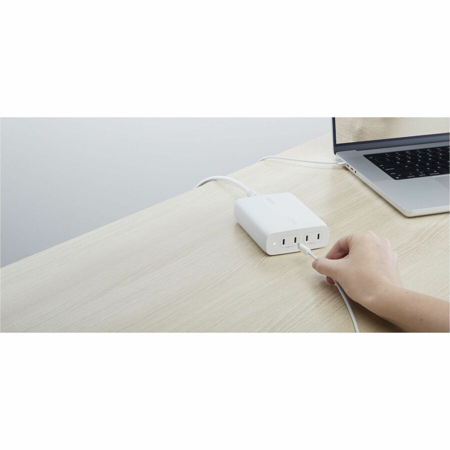 Belkin BoostCharge Pro 200W 4-Port USB-C GaN Charger - Image 7